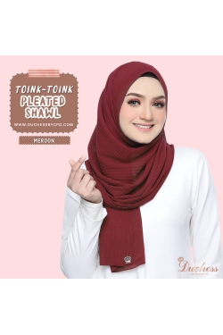 Pleated shawl - maroon